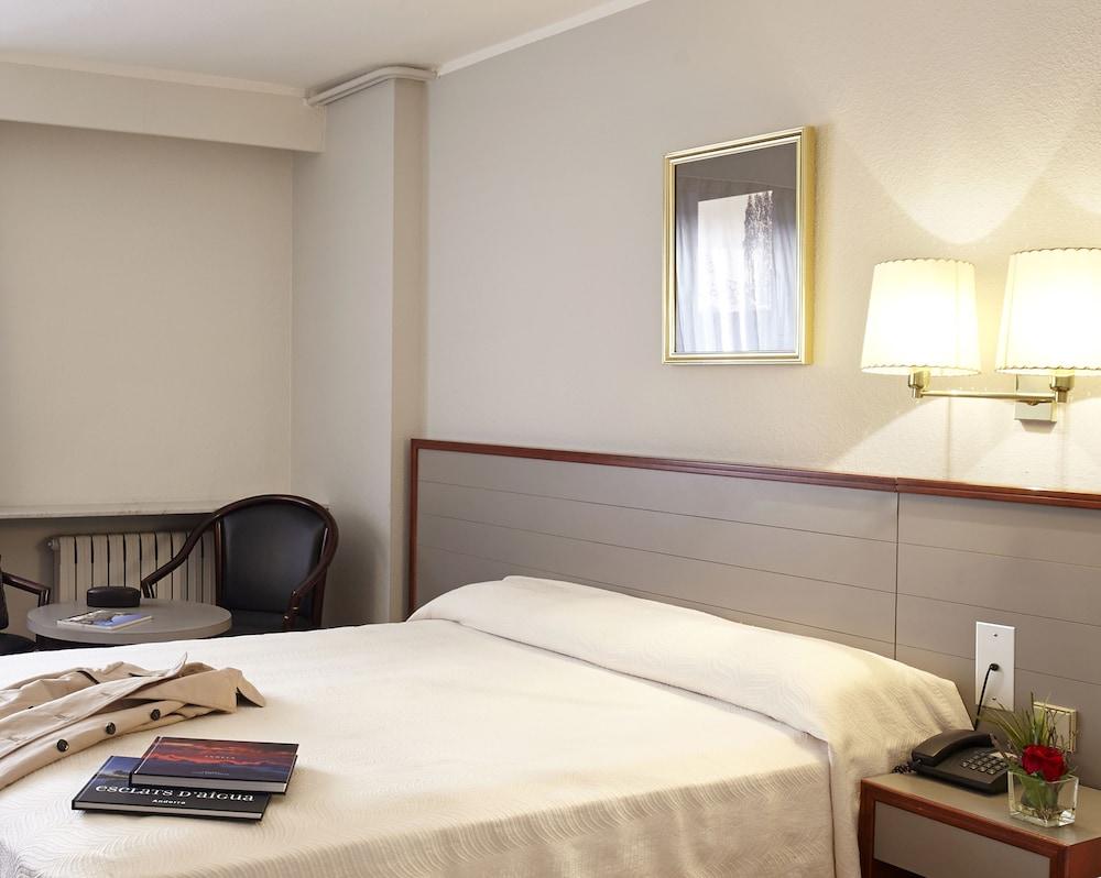 Hotel Comtes D'Urgell Les Escaldes Zewnętrze zdjęcie