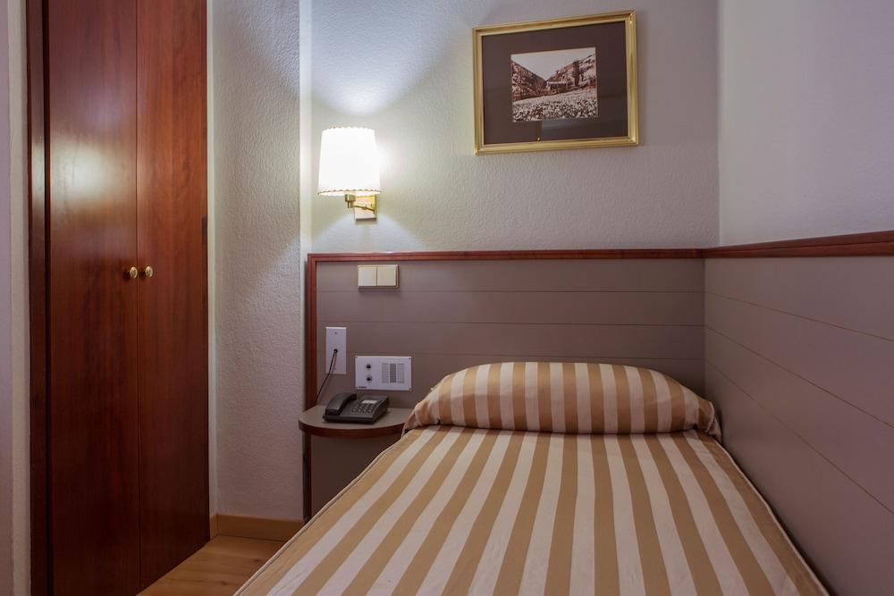 Hotel Comtes D'Urgell Les Escaldes Zewnętrze zdjęcie