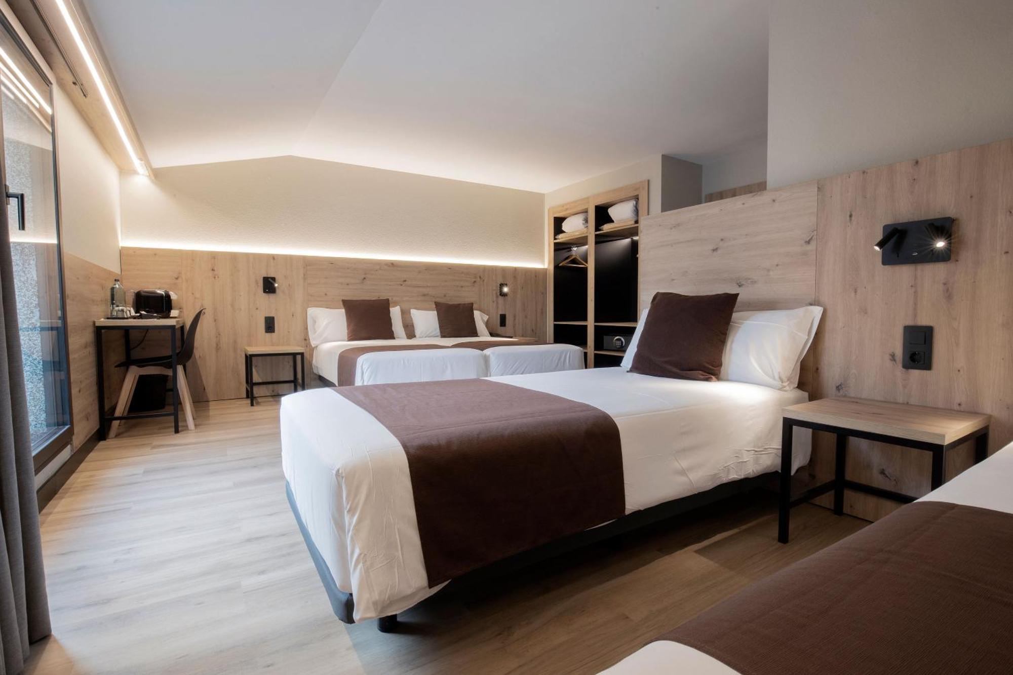Hotel Comtes D'Urgell Les Escaldes Zewnętrze zdjęcie