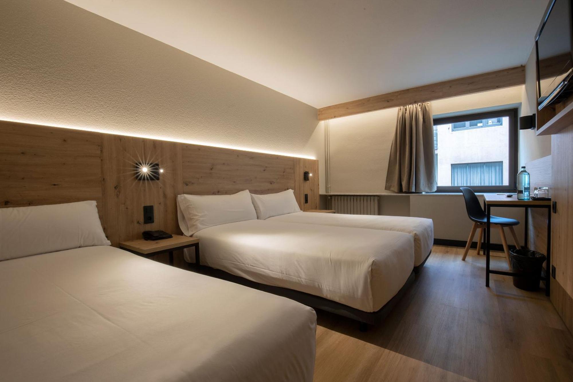 Hotel Comtes D'Urgell Les Escaldes Zewnętrze zdjęcie